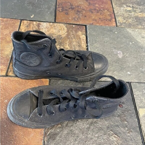 Converse Black Kids High-Top Sneakers size 1 - Picture 8 of 12